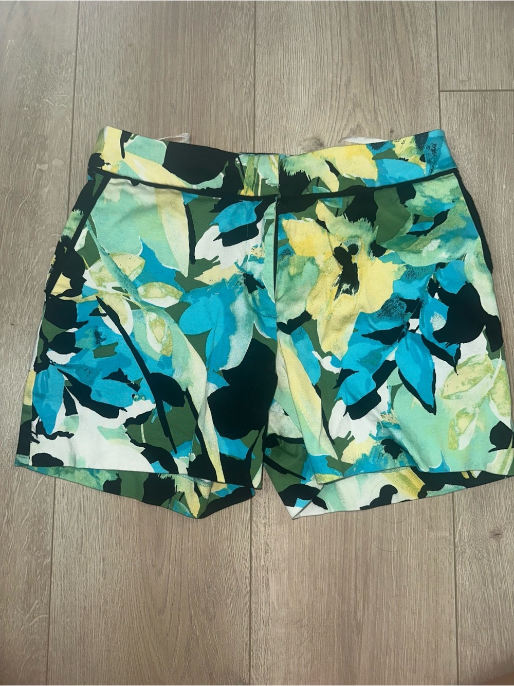 Boston Proper Floral Watercolor Shorts in Teal, Yellow and Green